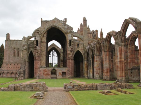 melrose abbey scotland