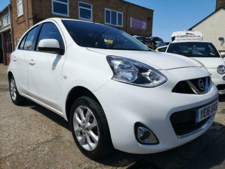 looking to hire a car from Edinburgh with quick access?